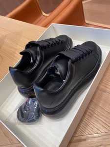 Chaussures de marche noires minimalistes et élégantes, chaussures pour hommes de marque de haute qualité et luxueuses, en cuir véritable à semelle épaisse - Product Image 6