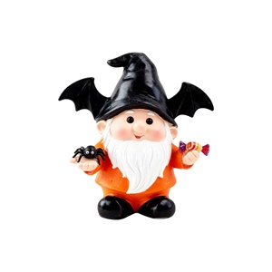 Statua Gnomo Mistico - Artigianato Personalizzato in Poliresina, Cappello con Ali di Pipistrello e Tunica Arancione, Ideale come Decorazione da Tavolo e Regalo per gli Appassionati di Halloween - Product Image 1