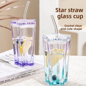 Bicchiere in Vetro a Forma di Stella a Cinque Punte Altamente Attraente, con Cannuccia Colorata, Antigoccia, Gradiente, per Bevande Fredde, con Coperchio, <span class=keywords><strong>Design</strong></span> Creativo, per Caffè - Product Image 2