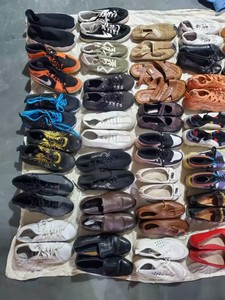 Pacas de Zapatos Usados del Reino Unido en Venta, Estante para Zapatos Usados en Venta, Zapatos Usados de Marca de <span class=keywords><strong>Segunda</strong></span> <span class=keywords><strong>Mano</strong></span> Baratos - Product Image 3