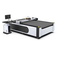 Machine de découpe numérique CNC automatique à rouleaux pour tapis de voiture, tapis de yoga, avec couteau vibrant et outil de découpe pneumatique