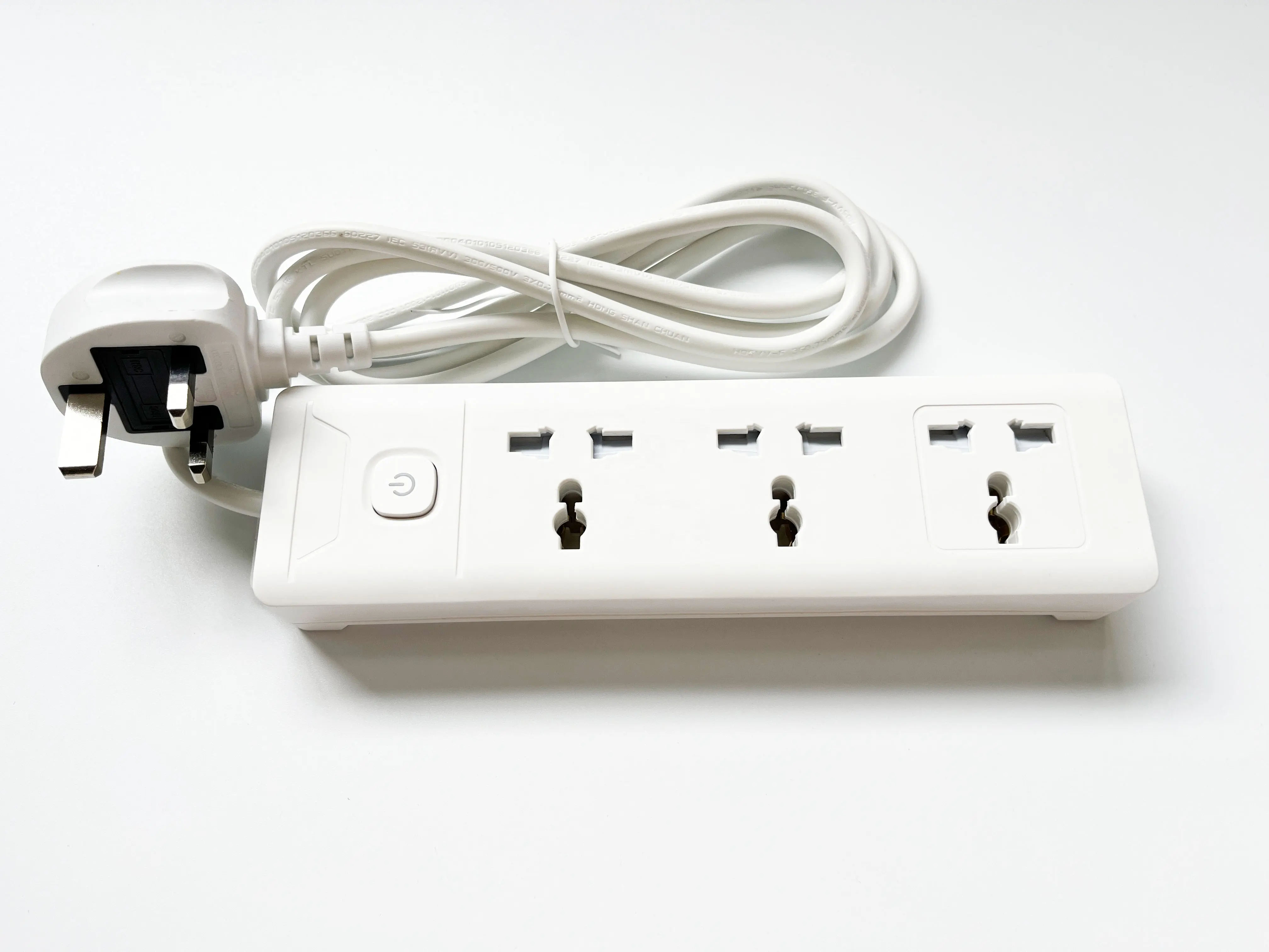 Wholesale price 3way outlet with 1 on/off switch and 2 meter extension power strip 3 gang socket universal extension lead