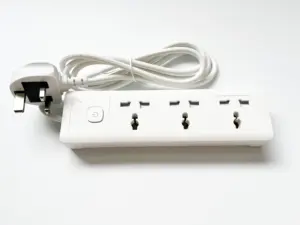 Wholesale Price 3way Outlet With 1 On/off Switch And 2 Meter Extension Power Strip 3 Gang Socket Universal Extension Lead