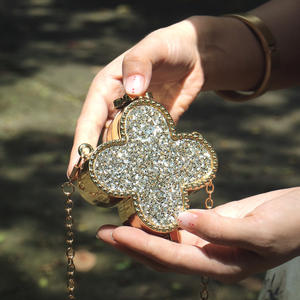 Mini Portamonete a Forma di Quadrifoglio, <span class=keywords><strong>Pochette</strong></span> da Sera di Alta Moda con Strass Brillanti, Nuova Borsa da <span class=keywords><strong>Donna</strong></span> Scintillante - Product Image 4