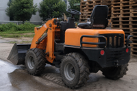 Pengiriman Cepat Mini Skid Steer Loader Listrik Bertenaga, Mini Loader Pertanian Roda Kuat Harga Terjangkau Dengan Perlengkapan Lengkap