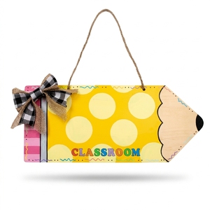 Plaque de <span class=keywords><strong>porte</strong></span> en bois pour salle de classe, nom d'enseignant personnalisé, plaque suspendue pour école avec lettres DIY en vrac - Product Image 1
