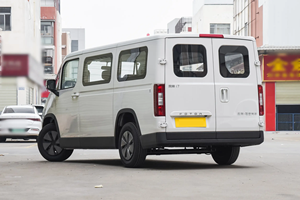 سيارة فان فوتون موتور-سينيري فيو I7 بقوة 100-150 كيلوواط، سقف مرتفع، بطارية 41.86 كيلوواط/ساعة، سيارة كهربائية جديدة للنقل بمقعدين ومدى 227 كم - Product Image 5