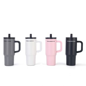 Mug de voyage isotherme sous vide 720 ml (24 oz) avec poignée, couvercle, paille et base antidérapante pour café froid - Product Image 4