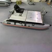 Bateau de pêche à ponton pour deux personnes de 3 m, directement de l'usine, avec plateforme pliable et option de pont en EVA pour une utilisation en eau peu profonde dans les lacs et les rivières