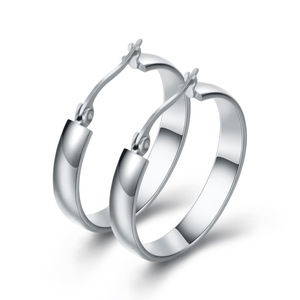 Boucles d'oreilles créoles 5 mm plaquées or 18 carats et en acier inoxydable, design rond simple, pour femme, bijoux cadeau - Product Image 3