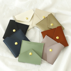 กระเป๋าใส่เครื่องประดับหนัง PU พกพาสะดวก พร้อมโลโก้สั่งทำ ปิดด้วยกระดุมแป๊ก สำหรับเก็บต่างหู แหวน กำไลข้อมือ ใช้เป็นของขวัญ บรรจุภัณฑ์ หรือซองใส่เครื่องประดับ - Product Image 5