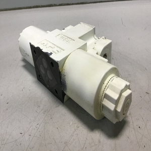 Contrôleur de programmation PLC DSG-01-3C40-D24-60 directionnel nouveau et original <span class=keywords><strong>72525</strong></span> - Product Image 1