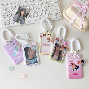 Porte-cartes 3 pouces en plastique ABS avec motif chiens et lapins de dessin animé, étui pour badges et cartes d'identité d'étudiant avec pendentif breloque en acrylique - Product Image 2