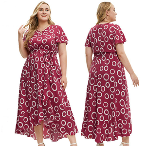 Abito Estivo da Donna Plus Size Personalizzato, Scollo a V, Maniche Corte, Fantasia a Pois, Ampia Gonna, <span class=keywords><strong>Taglie</strong></span> <span class=keywords><strong>Forti</strong></span> - Product Image 1