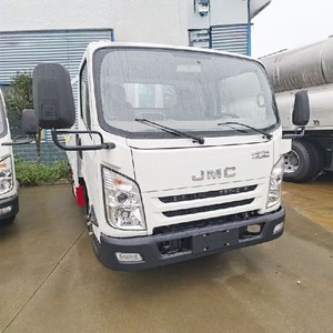 JMC New Style 5 Tons Capacity Light Duty Cargo Trucks Urban Logistics Delivery 5 Ton Fence Delivery Truck - Product Image 4