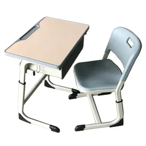 学校家具学生桌椅有竞争力的价格。