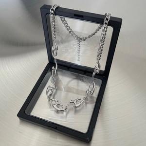 Collier en acier au titane de haute qualité pour garçons forme irrégulière conception de niche élevée ne se décolore pas chaîne de couleur chaînes de mode colliers - Product Image 3