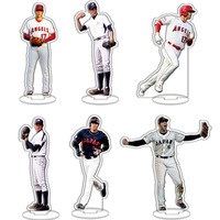 Support d'affichage personnalisé en acrylique transparent de haute qualité pour figurines de dessins animés et anime, découpé par CNC, haute transparence