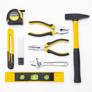 Juego de herramientas de 57 piezas para el mantenimiento del hogar y del vehículo - Product Image 1