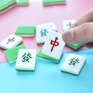 Oferta Especial: Fichas de Mahjong de Resina al por Mayor, Accesorios de Joyería Chinos con Diseño Kawaii - Product Image 3
