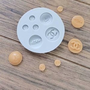 Moldes de Silicona con Logotipo de Marca de Lujo para Decoración de Pasteles, Chocolate, <span class=keywords><strong>Fondant</strong></span>, Dulces, Resina, Adornos para Bolsos, Decoración para Cupcakes - Product Image 3