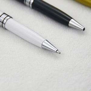 Bolígrafo de Lujo Mini Metálico Multifuncional con Mecanismo Giratorio, Personalizable con Tinta Negra, para Regalos de Hotel - Product Image 4