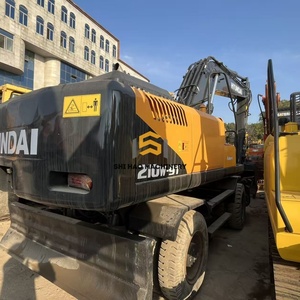 Excavadora de Ruedas Usada HYUNDAI 210W-9T de 21 Toneladas de Alto Rendimiento para Tareas de Construcción y Demolición Importantes - Product Image 4