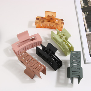 مشبك شعر أكريليك مستطيل الشكل بالجملة متعدد الألوان بسيط للنساء بلون واحد مجوف إكسسوارات شعر للأطفال - Product Image 6