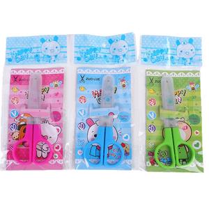<span class=keywords><strong>Ciseaux</strong></span> de coupe de papier pour la <span class=keywords><strong>maternelle</strong></span> pour les étudiants <span class=keywords><strong>Ciseaux</strong></span> de sécurité manuels pour enfants et <span class=keywords><strong>ciseaux</strong></span> en plastique avec emballage en gros - Product Image 1