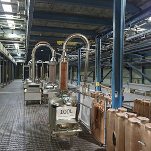 Çeşitli uçucu yağların verimli bir şekilde çıkarılması için profesyonel 100L essential yağ damıtma ekipmanı - Product Image 2