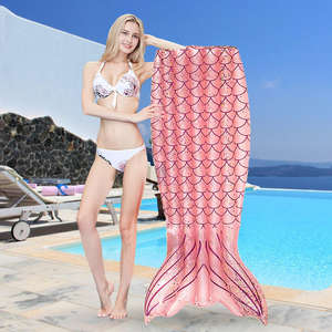 Bouée gonflable sirène pour adultes, en PVC durable, marque MAKE WAVES, 65,4x27,8 pouces, ludique et relaxante - Product Image 5