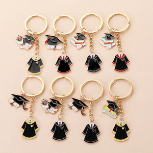 <span class=keywords><strong>2025</strong></span> tốt nghiệp <span class=keywords><strong>Keychains</strong></span> Trường Đại học toán học cựu sinh viên men tốt nghiệp Keyring vòng chìa khóa kim loại Keychain - Product Image 4