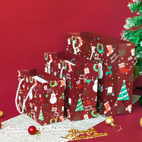 Sac cadeau en papier de Noël écologique personnalisé avec poignée torsadée en coton, petit MOQ, logo personnalisé, emballage de fêtes