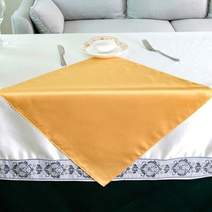 Groothandel Moderne Vierkante Satijn Polyester Stof Gehaakte Wegwerp Servetten Tafelkleed Aanpasbare Kleuren Logo 43x43cm Bruiloft - Product Image 4