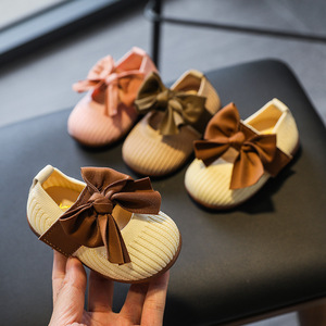 Sapatos de Festa para Bebês ODM OEM, 0-3 Anos, Sola de Borracha Antiderrapante, Sapatos de Caminhada para Bebês, Sapatos de Princesa com Laço para Meninas - Product Image 2