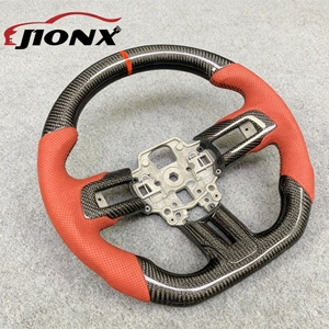 Vente directe d'usine, fibre de carbone pour <span class=keywords><strong>Ford</strong></span> <span class=keywords><strong>Mustang</strong></span> <span class=keywords><strong>GT</strong></span> <span class=keywords><strong>2015</strong></span> 2017 2018 2019 2022, volant en cuir perforé personnalisé - Product Image 3