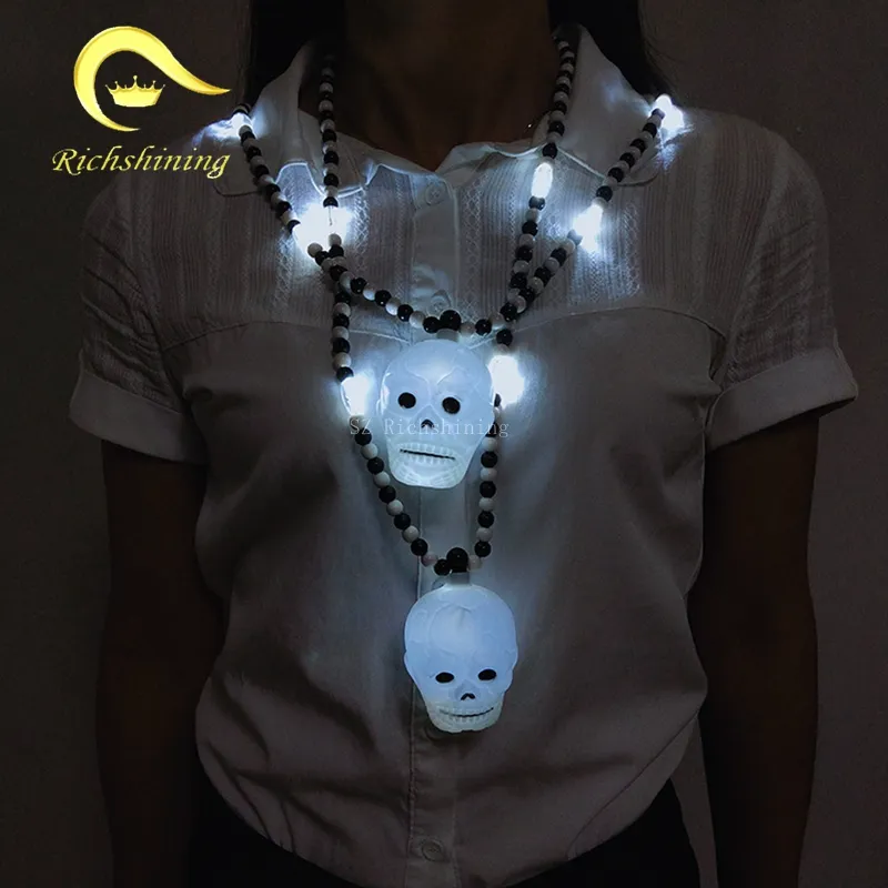 Novelty Skull Shape Custom Cute Led Glowing Necklace Halloween Decoration For Kids Birthday Party Gifts Team Cheers Party Props