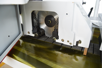 Nouvelle scie verticale simple haute précision pour le travail du bois, machine de découpe linéaire du bois avec laser