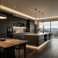 Ensemble d'armoires de cuisine îlot modernes noires brillantes de luxe sur mesure OPPOLIA pour villa