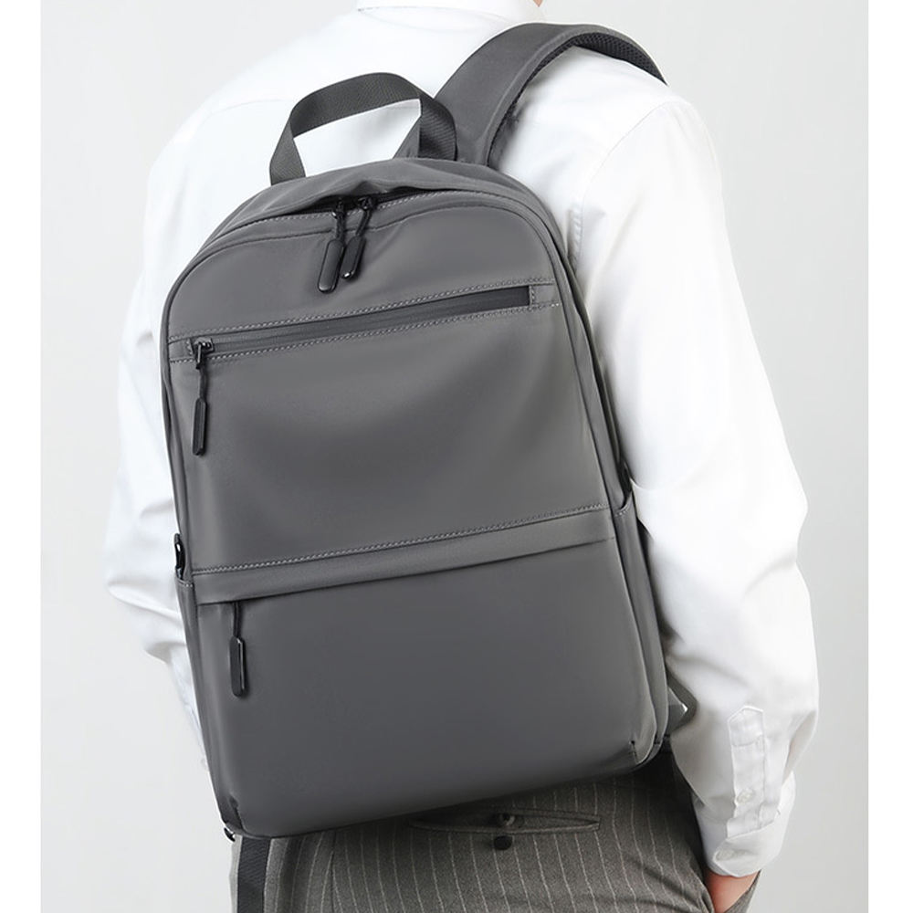 สีเทาอ่อน