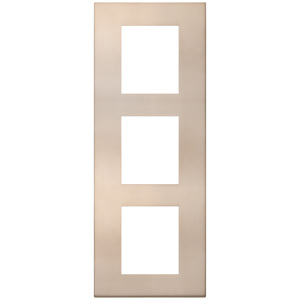 Piastra 6M 23.7x9.2x1.7 Verticale in Bronzo per Contenimento Elettronica - Product Image 1