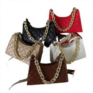 Bolso bandolera con solapa, adornado con perlas y motivos de peces, estilo bohemio, hecho a mano para mujer, uso diario, venta al por mayor. - Product Image 3