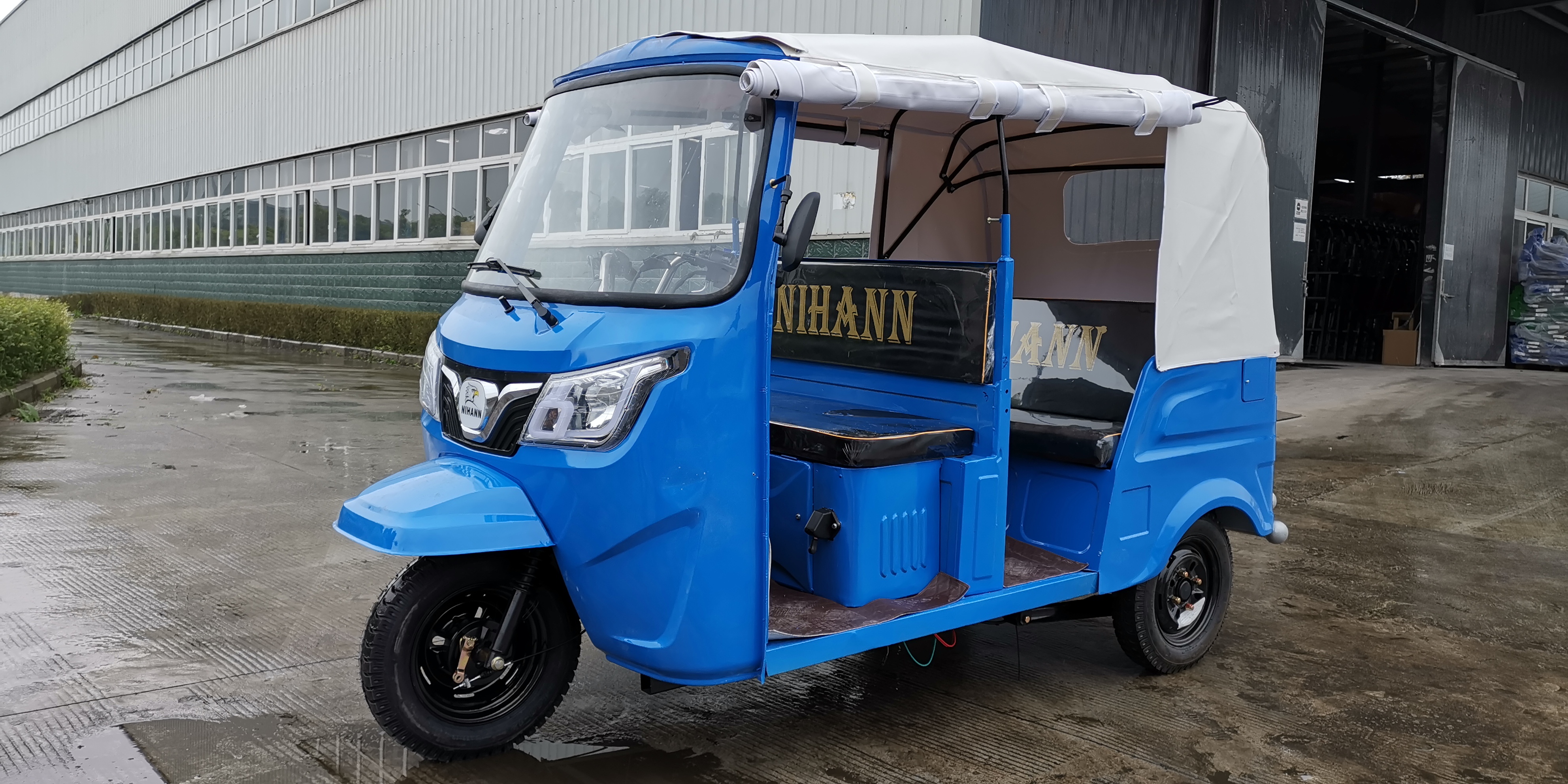 巴贾杰三轮车tuktuk,出租车,摩托车,汽车人力车价格