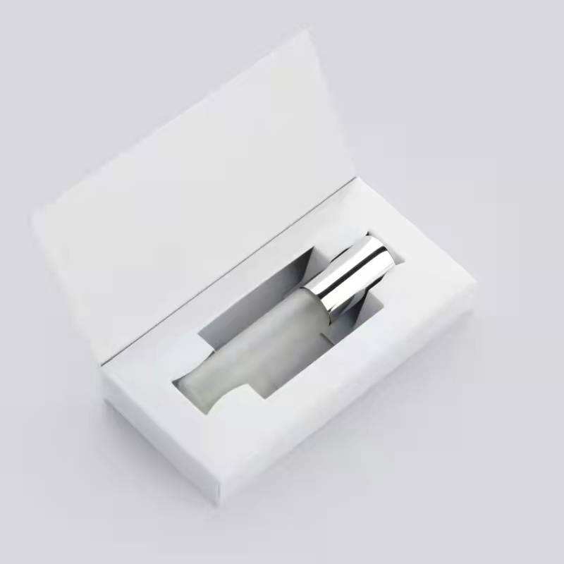 with silver sprayer + white box