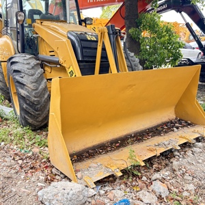 Cargadora de Ruedas JCB 4CX Usada de Alto Nivel con Motor, Caja de Cambios y Bomba en Excelente Estado de Funcionamiento, Carga Nominal de 7 Toneladas, en Venta - Product Image 6