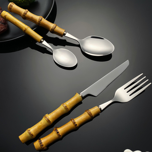 Ensemble de <span class=keywords><strong>couverts</strong></span> en <span class=keywords><strong>bambou</strong></span> Ensemble de vaisselle en acier inoxydable 18/8 Ustensiles naturels <span class=keywords><strong>Couverts</strong></span> Cuillère Fourchette Couteaux <span class=keywords><strong>Couverts</strong></span> <span class=keywords><strong>Manche</strong></span> en <span class=keywords><strong>bambou</strong></span> - Product Image 5