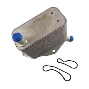 เครื่องทำความเย็นน้ำมันสำหรับรถแลนด์โรเวอร์รถจี๊ป LR001426 LR041422 8G9N6A642AA ระบายความร้อนด้วยน้ำขนาดแกน10x8x6 - Product Image 1