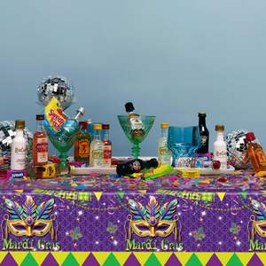 मार्डी ग्रास बैंगनी वॉटरप्रूफ डिस्पोजेबल टेबलटॉप कपड़े मास्क के साथ घर क्रिसमस और ईस्टर डेस्कटॉप पार्टी आपूर्ति - Product Image 5