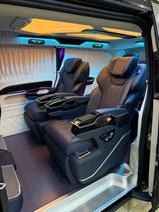 Fourgon de luxe pour Mercedes-Benz Classe V W447 Vito Alphard avec sièges réglables verticalement, tables pliantes et un canapé-lit arrière. - Product Image 4