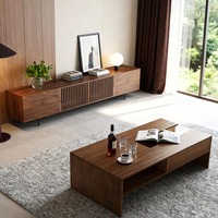 Table basse en noyer du milieu du siècle avec portes poussées Table centrale en bois avec rangement caché pour salon
